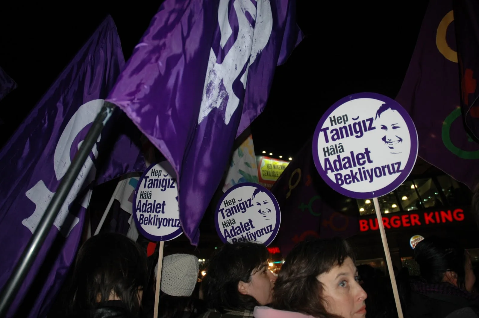 8 Mart Feminist Gece Yürüyüşü