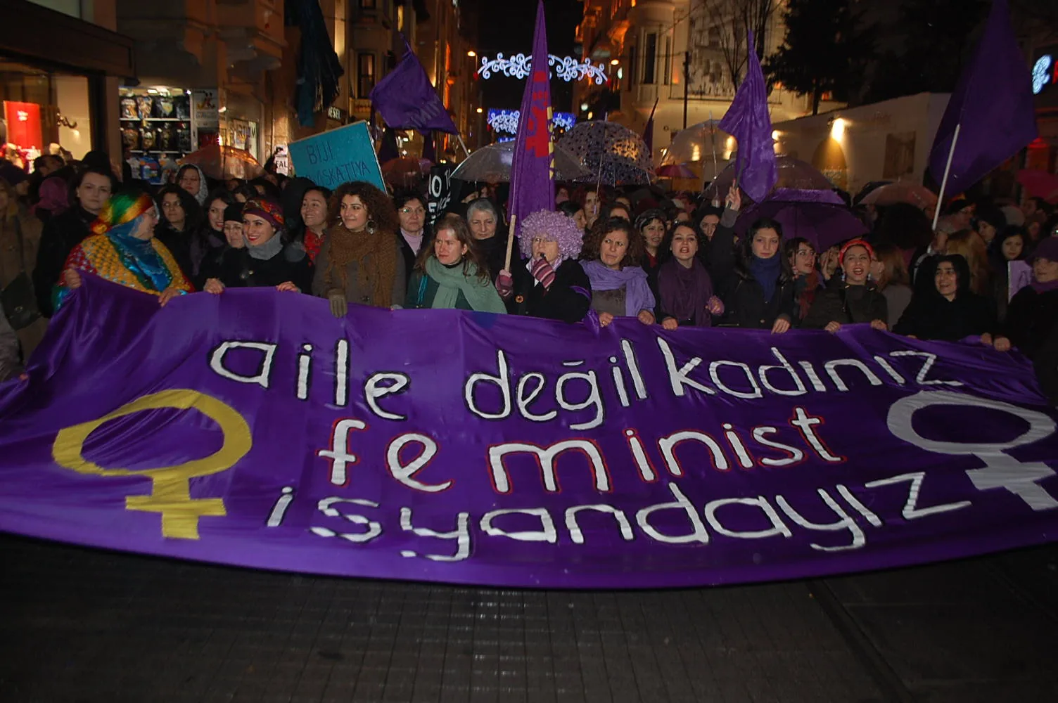8 Mart Feminist Gece Yürüyüşü