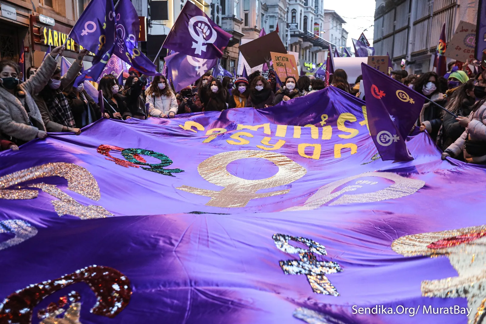 March 8 Feminist Night March / 2021 / Photograph: Murat Bay