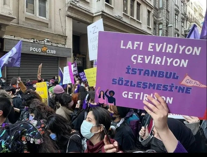March 8 Feminist Night March / 2021 / Photograph: Unknown