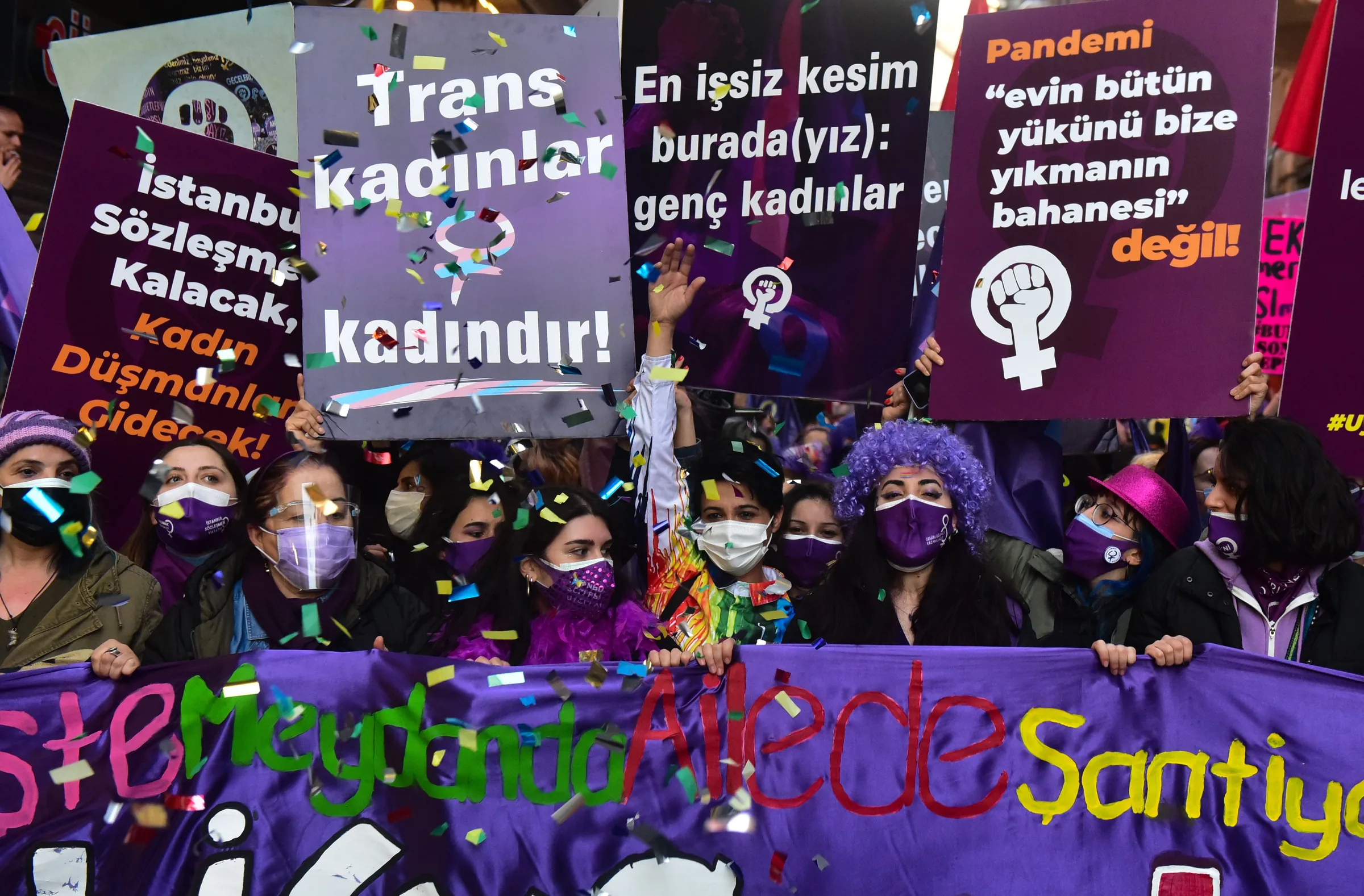 8 Mart Feminist Gece Yürüyüşü / 2021 / Foto: Zeynep Kuray